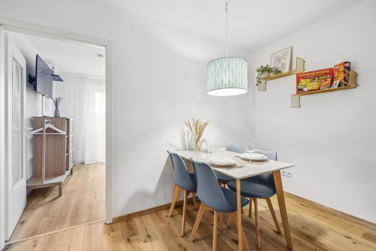 Appartement Amalfi A02 - 2 Zi Fuer 4P - Balkon, Smart Tv, Boxspringbett à Kaiserslautern Extérieur photo