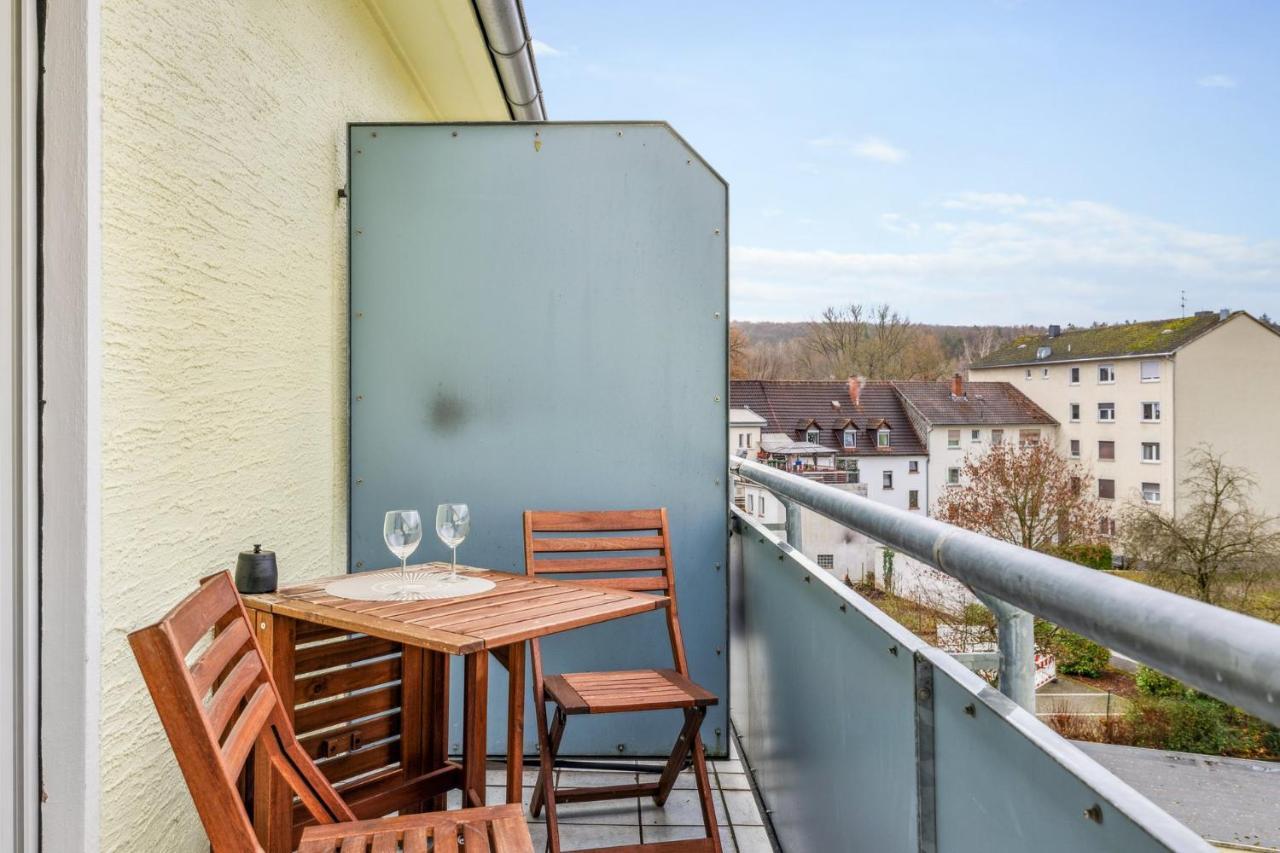 Appartement Amalfi A02 - 2 Zi Fuer 4P - Balkon, Smart Tv, Boxspringbett à Kaiserslautern Extérieur photo