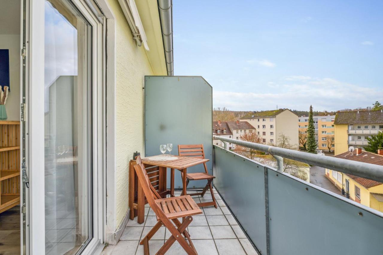 Appartement Amalfi A02 - 2 Zi Fuer 4P - Balkon, Smart Tv, Boxspringbett à Kaiserslautern Extérieur photo